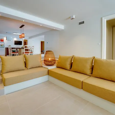 Cicas Апартаменты